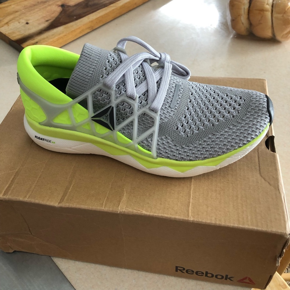 Reebok floatride run brand new size 8